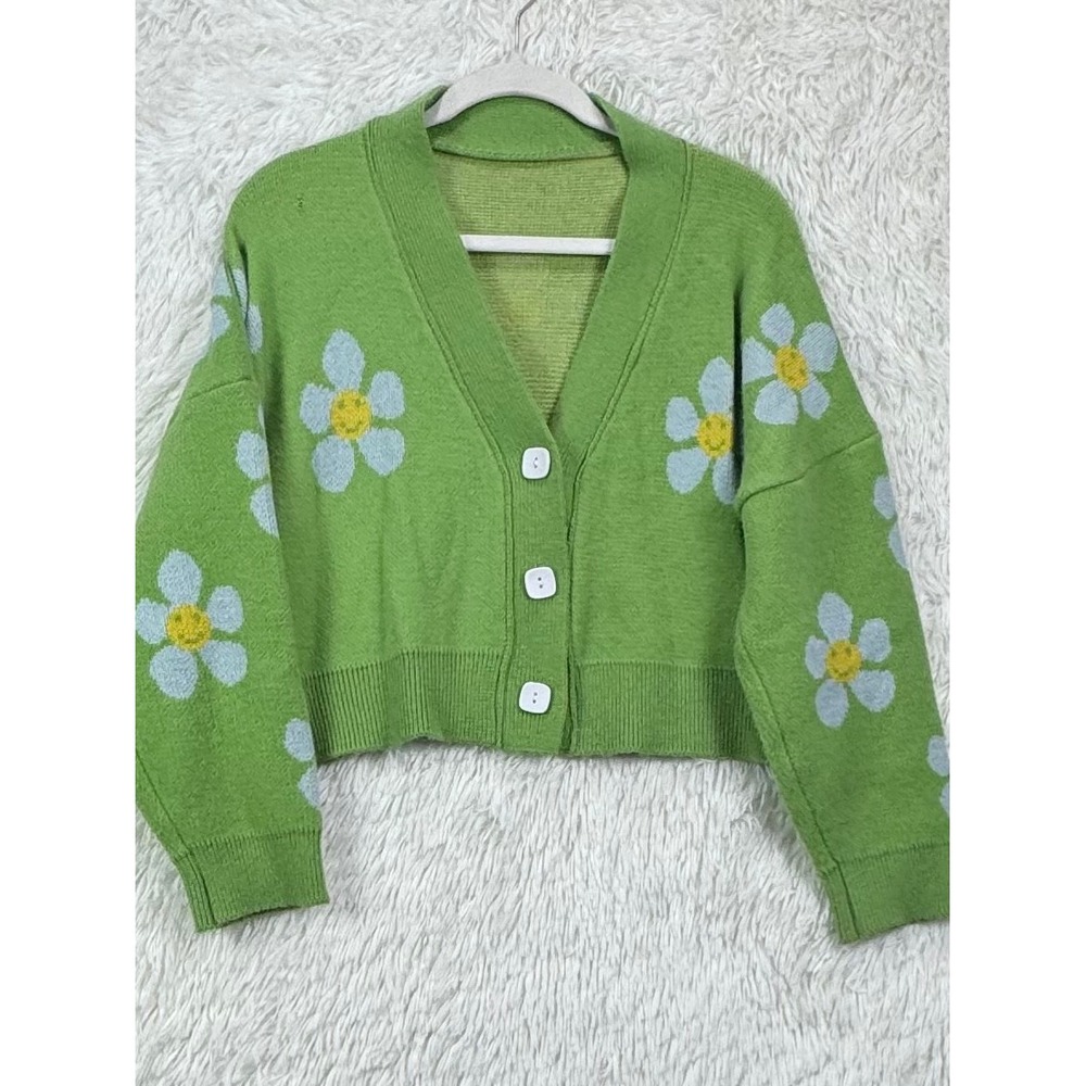 Vintage-Inspired Green Daisy Cropped Cardigan Oversized Floral Sweater